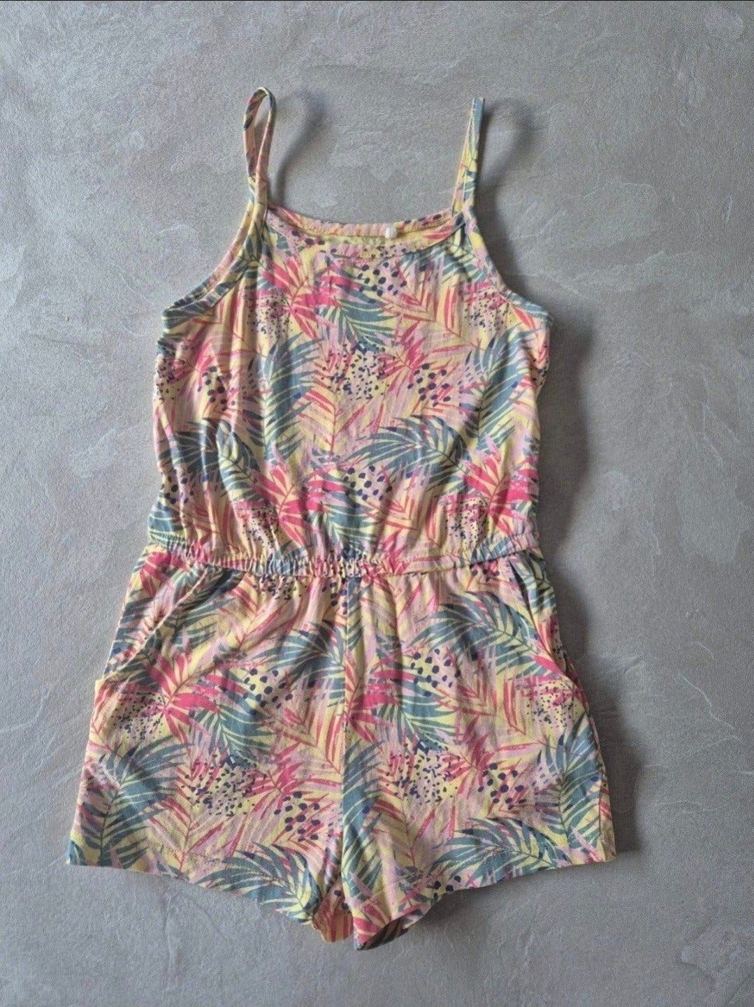 Name it jumpsuit playsuit spaghettibandjes mt 116 zgan

Leuk, Ophalen of Verzenden, Zo goed als nieuw, Meisje, Setje