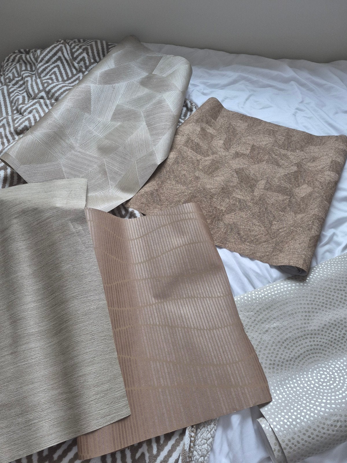 diversen beige behang, Ophalen of Verzenden, Nieuw, Vierkant