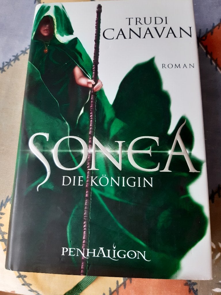 Trudi canavan:sonea die konigin.hardcover Duitstalig, Ophalen, Gelezen, Trudi Canavan