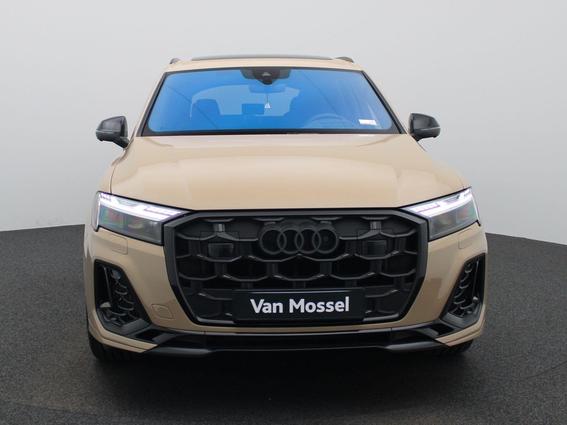 Audi Q7 60 TFSI e quattro Pro Line S Competition 490 PK l Ad, 12 maanden, Gebruikt, 2995 cc, Lichtsensor