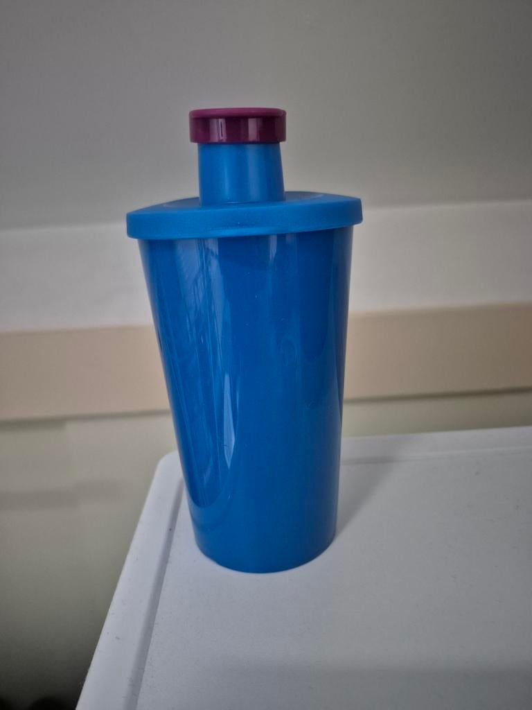 Tupperware drinkbeker, voor hagelslag, suiker, melk enz, Ophalen, Zo goed als nieuw, Overige typen