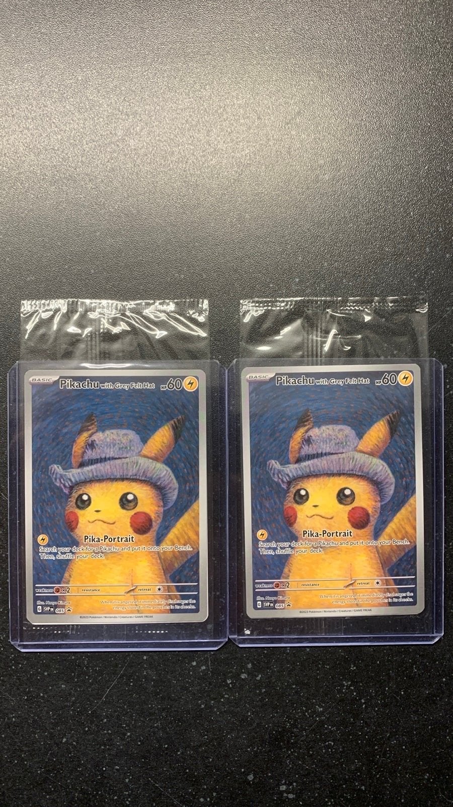 Pikachu met Grijze Vilten Hoed van Gogh ( 2 stuks ), Ophalen of Verzenden, Nieuw, Meerdere kaarten