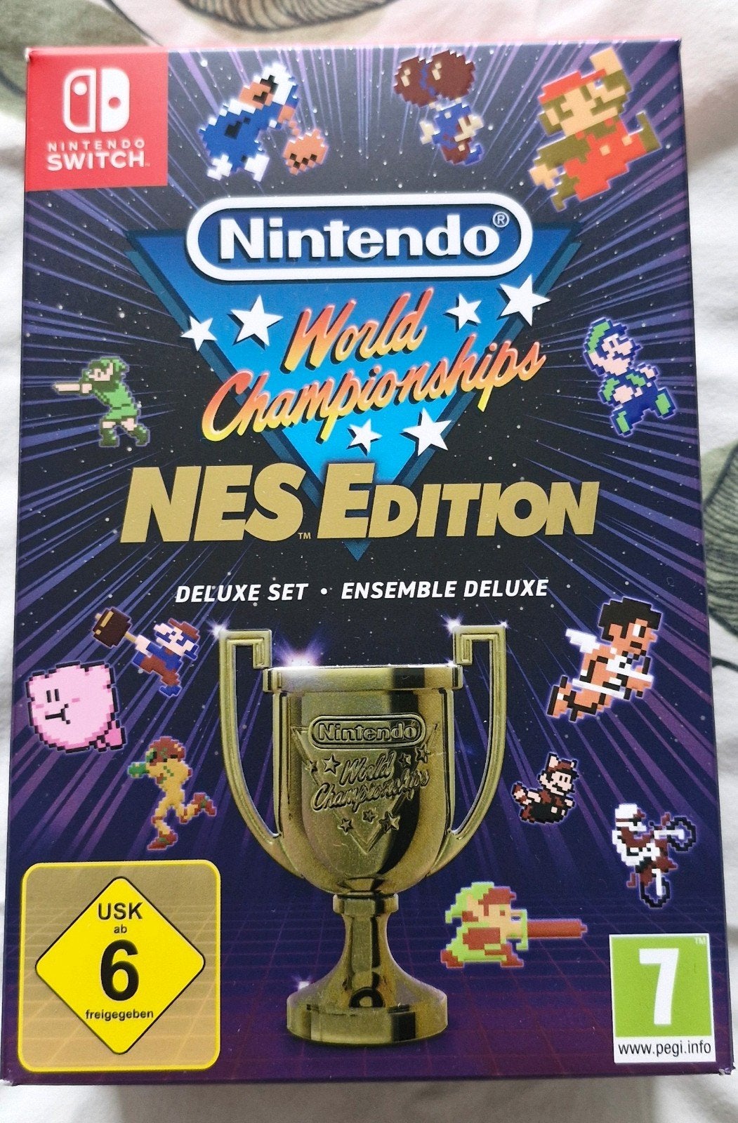 Nintendo World Championships NES Edition Deluxe Set Nieuw!!, Spelcomputers en Games, Games | Nintendo Switch, Zo goed als nieuw