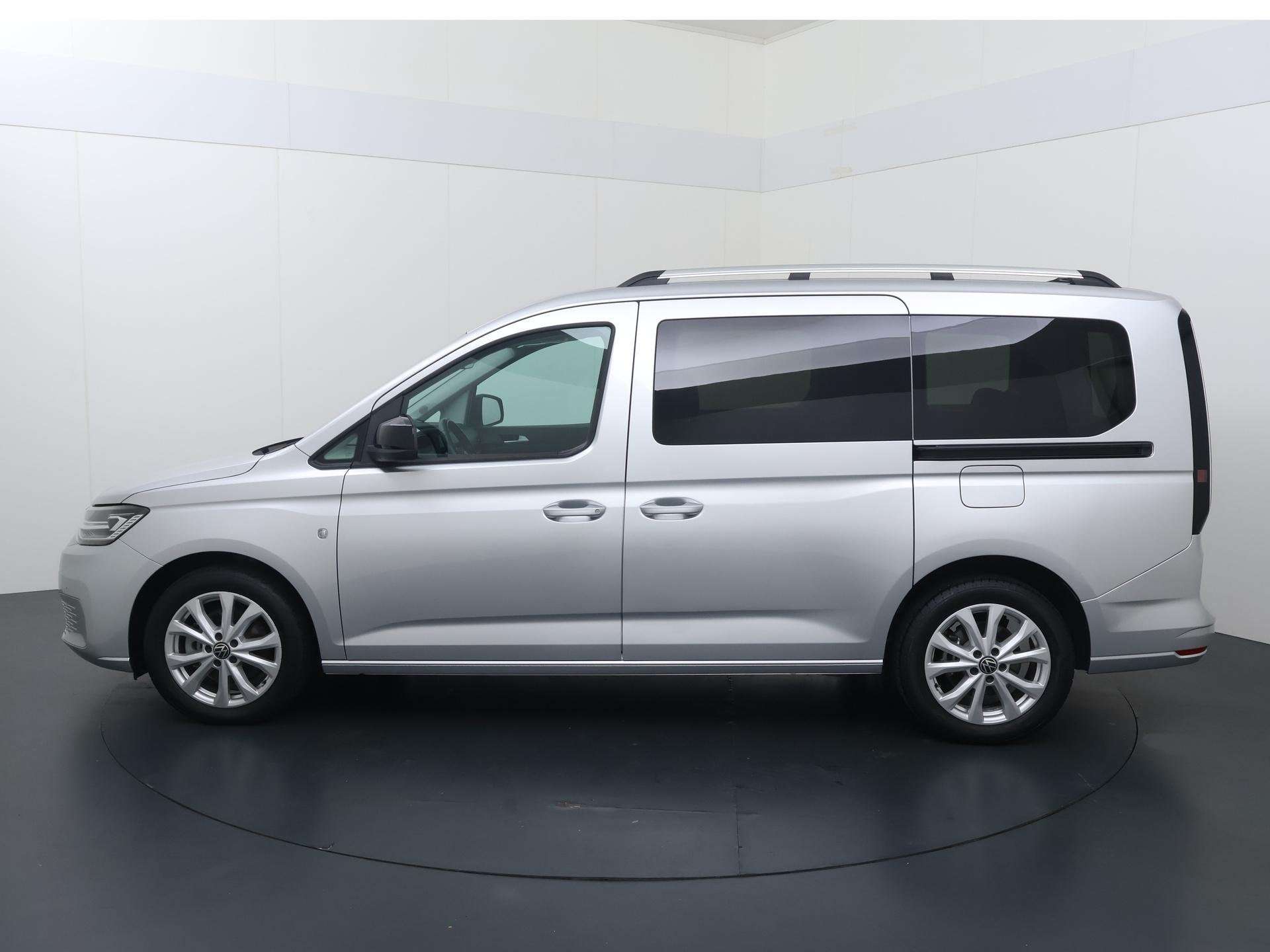 Volkswagen Bedrijfswagens Caddy Kombi Maxi Life 1.5 TSI DSG-, Stof, 4 cilinders, 7 stoelen, Bedrijf