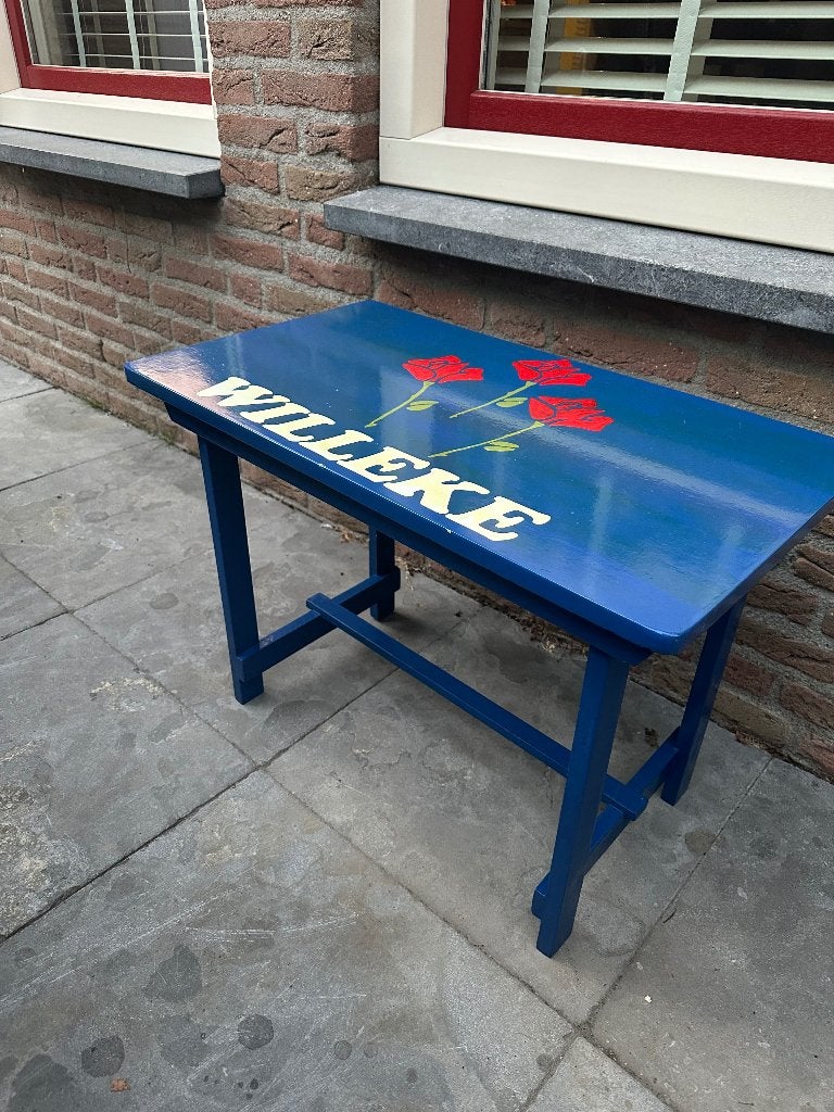 Handgemaakt kinder bureau, Kinderen en Baby's, Kinderkamer | Tafels en Stoelen, Ophalen, Zo goed als nieuw, Tafel(s)