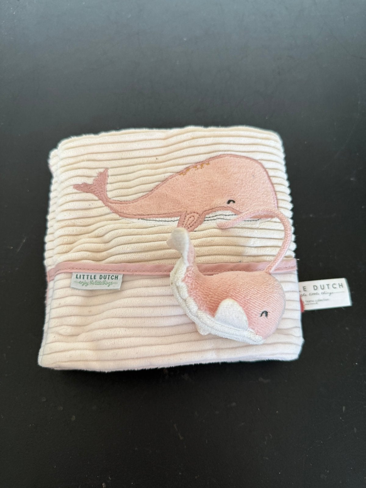 Boekje roze met walvis little dutch, Ophalen of Verzenden, Gebruikt, Overige typen