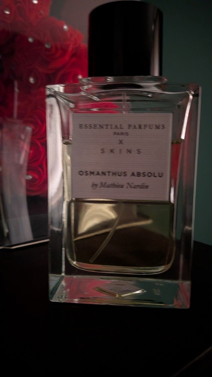 parfum, Essential Parfums x SKINS Osmanthus Absolu, Ophalen of Verzenden, Zo goed als nieuw
