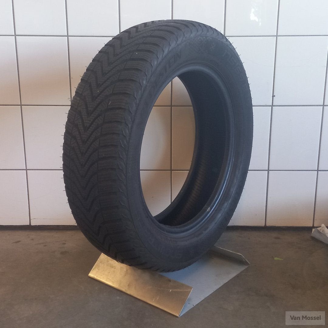 Vredestein Snowtrac 5 175/65/R15 84T, Gebruikt, 15 inch, -, 175 mm