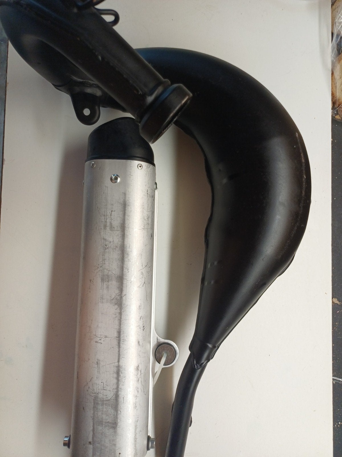Yamaha YZ85 2024 Originele Standaard Uitlaat + Demper OEM, Ophalen of Verzenden, Gebruikt