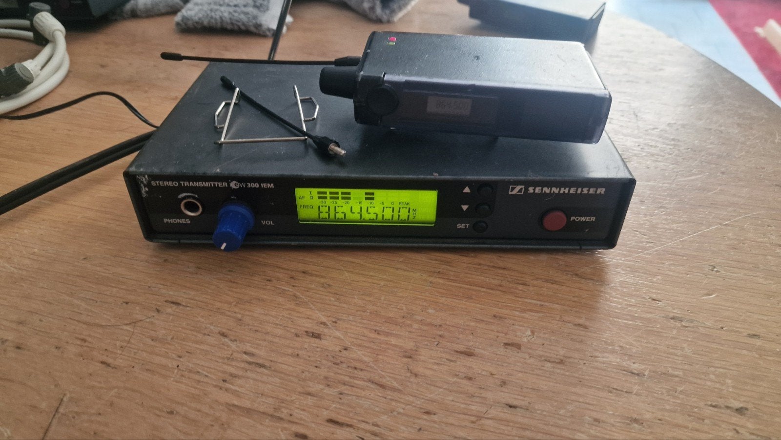 Sennheiser EW300 G1 IEM set (zender + bodypack), Ophalen of Verzenden, Gebruikt, Audio