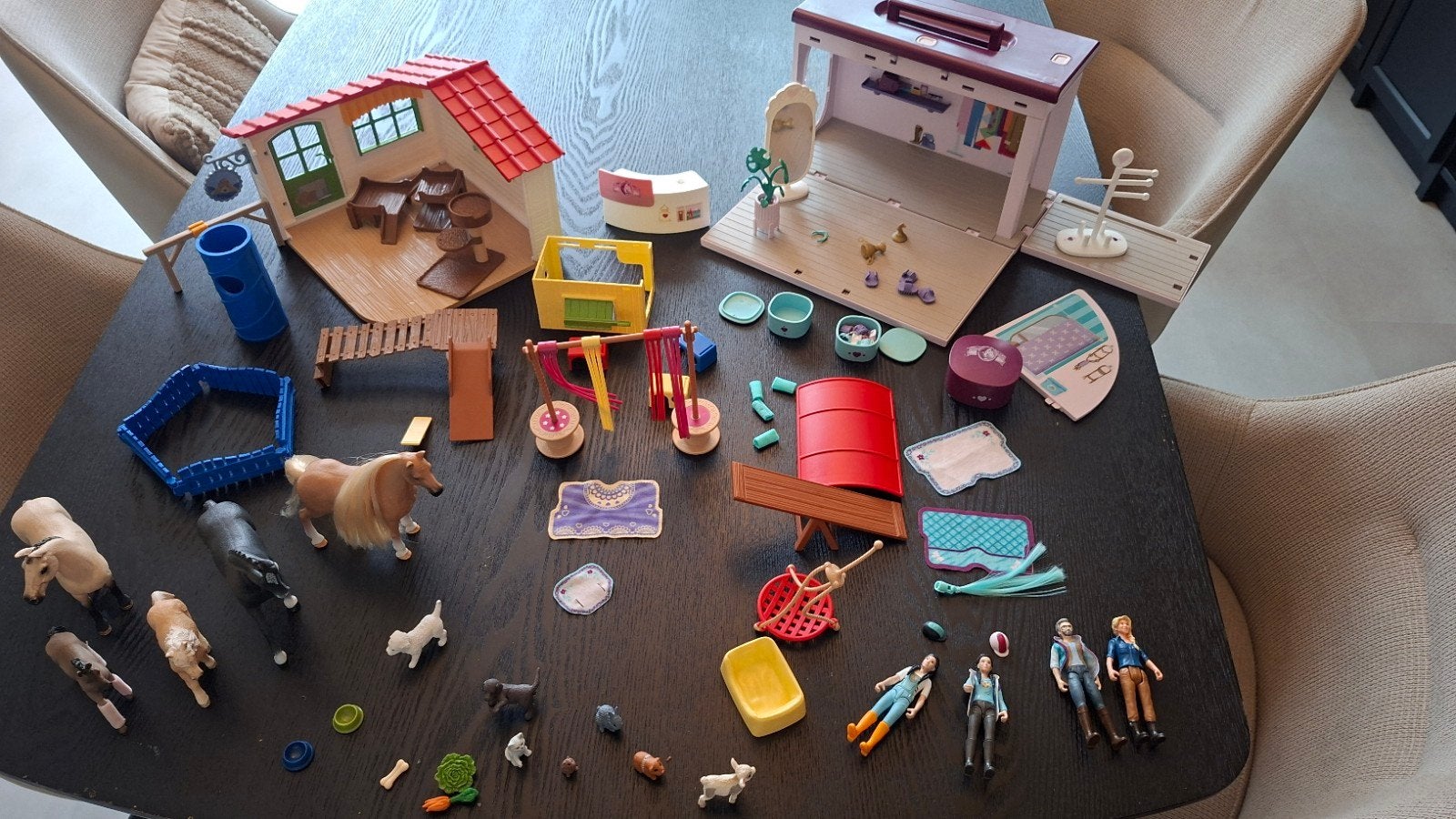 Schleich- huisjes, dieren en allerlei accessoires, Ophalen of Verzenden, Zo goed als nieuw, Jongen of Meisje