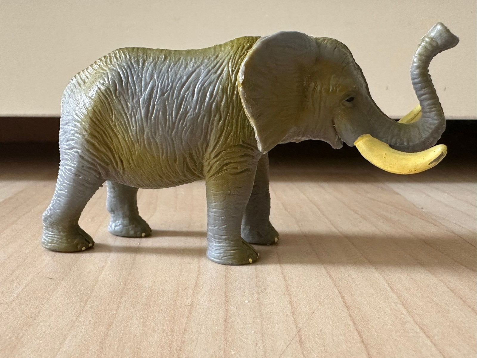 Speelgoed olifant - Afrikaanse olifant figuur, Ophalen, Gebruikt, Jongen of Meisje