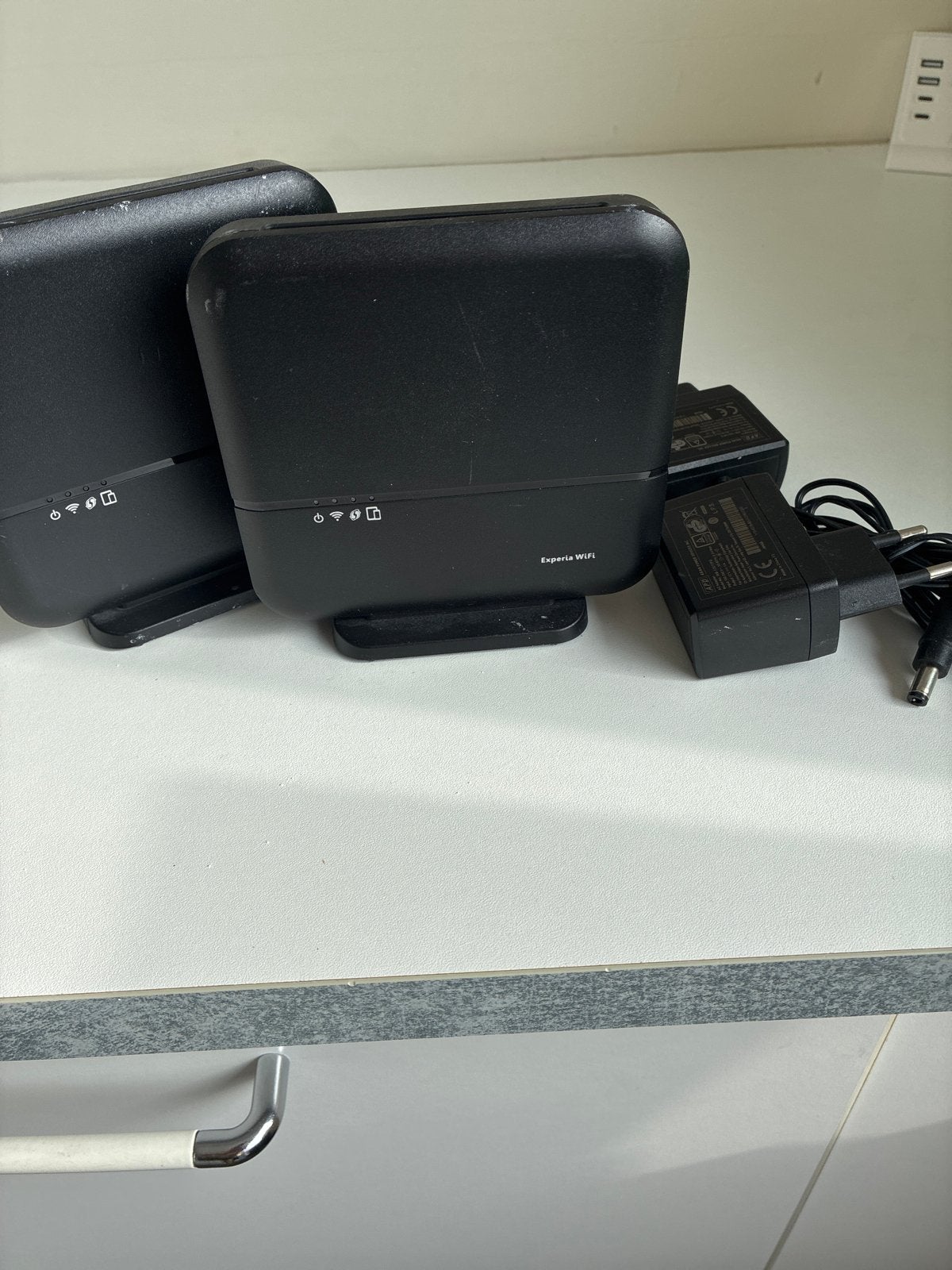 KPN Experia WiFi routers (2 stuks), Ophalen, Gebruikt, Router