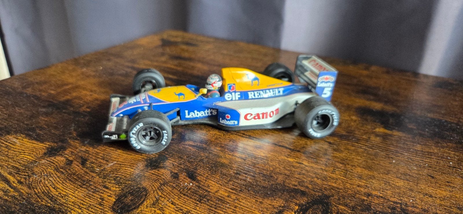 Formule 1auto van mansell., Ophalen of Verzenden, Zo goed als nieuw, Formule 1