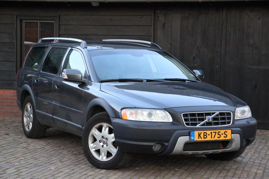Volvo XC70 2.4 D5 Ocean Race Xenon/Leer/Parkeersensor/Apk 03, Automaat, 1694 kg, Zwart, 197 €/maand