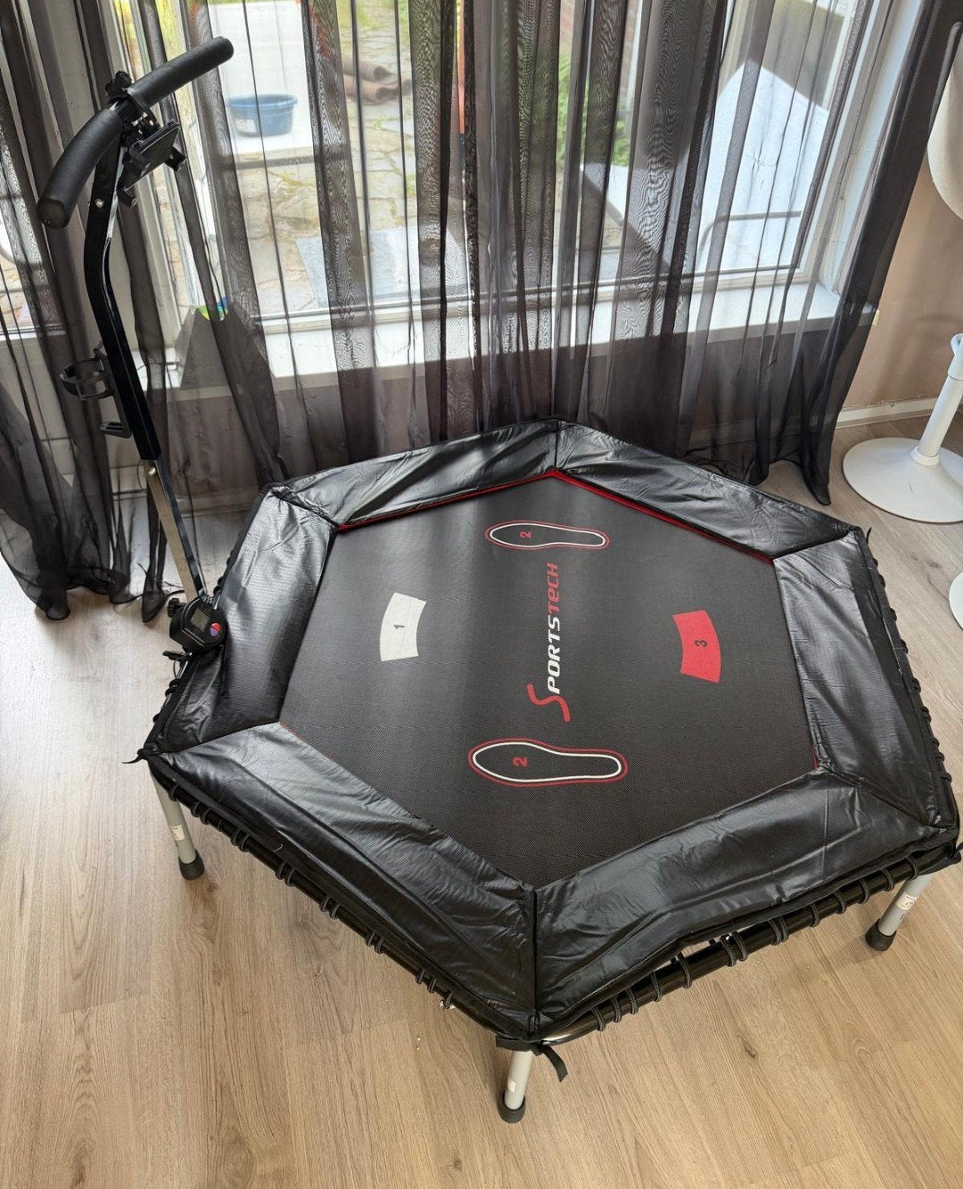 fitness trampoline met stang, Ophalen