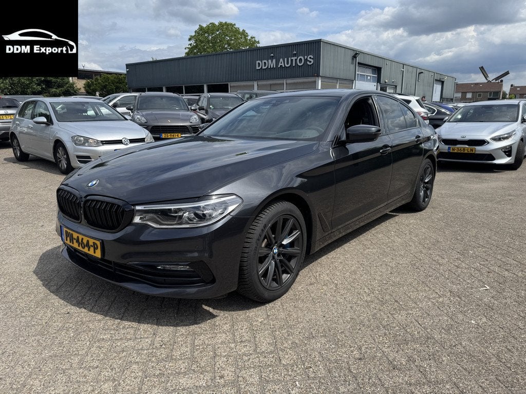 BMW 5 Serie 530d High Executive Automaat | Navi | Camera | H, Auto's, Achterwielaandrijving, Gebruikt, Euro 6, 2993 cc