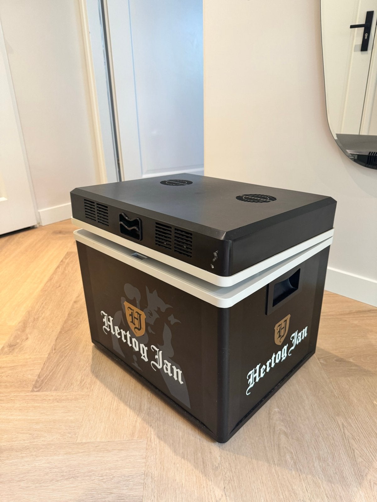Hertog Jan kratkoeler - 230V AC & 12V DC, Ophalen, Gebruikt, Koelbox, Elektrisch