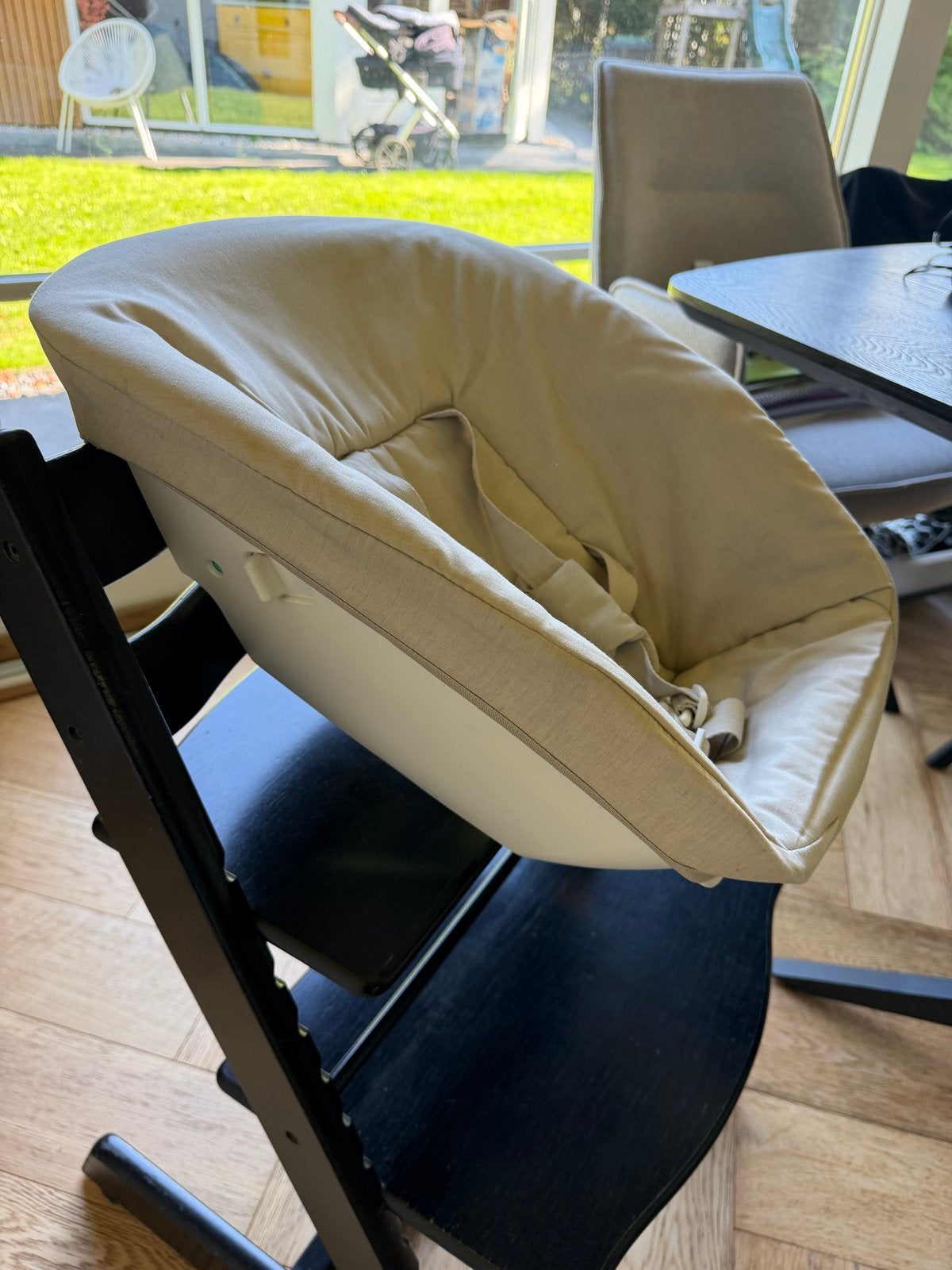 Newborn Trip Trap met 2 losse hoesjes (stokke), Ophalen of Verzenden, Gebruikt, Meegroeistoel, Gordel(s)