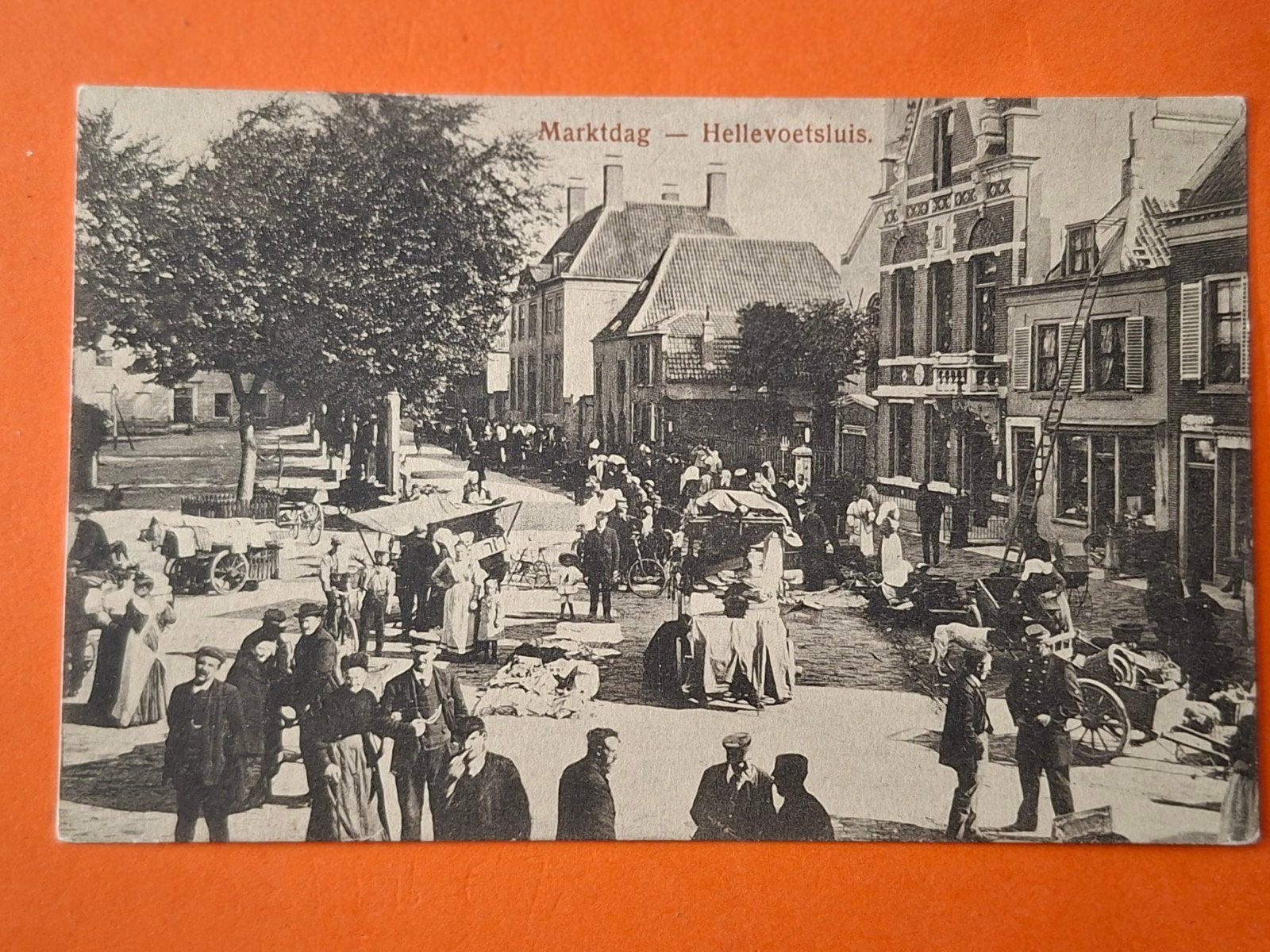 Hellevoetsluis veel volk WP84, Verzamelen, Ophalen of Verzenden, Voor 1920