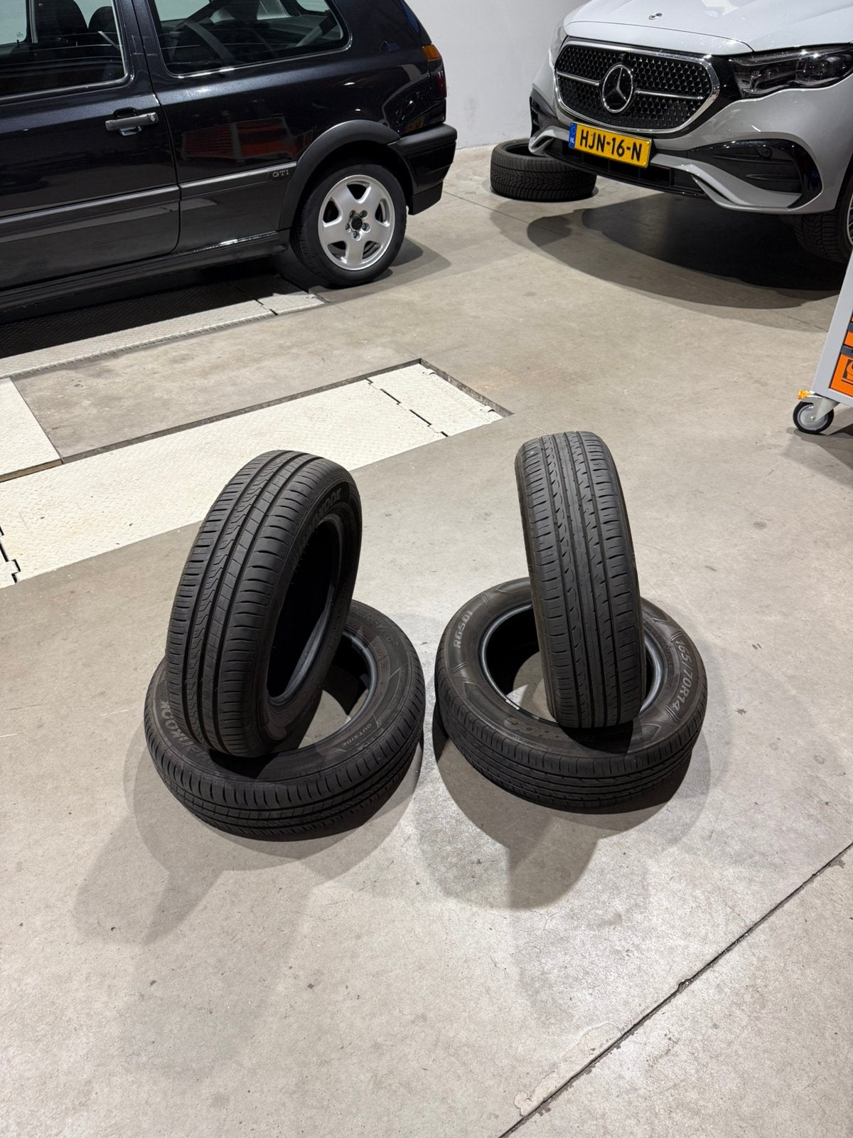 4x 165/70R14 165 70 14 volkswagen up vw up!, Ophalen, 14 inch, Gebruikt, Banden en Velgen
