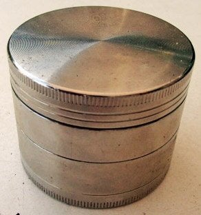 Grinder, Huis en Inrichting, Keuken | Keukenbenodigdheden, Zo goed als nieuw, Overige typen, Overige merken, Metaal, Zilver, Ophalen of Verzenden