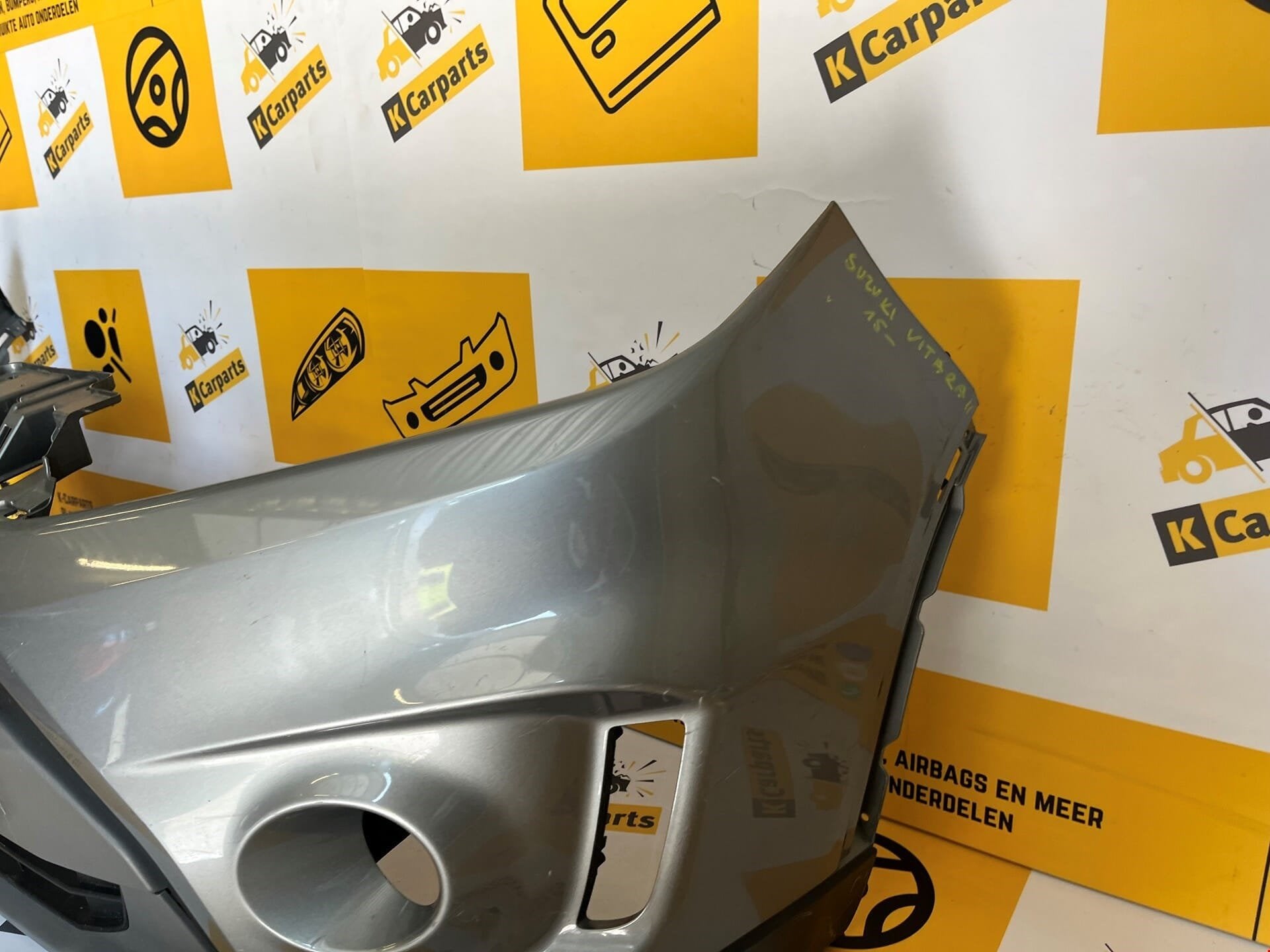 Voorbumper Suzuki Vitara 2015 origineel voorbumper, Info@fabrikant.eu, Ophalen of Verzenden, Bumper, Suzuki