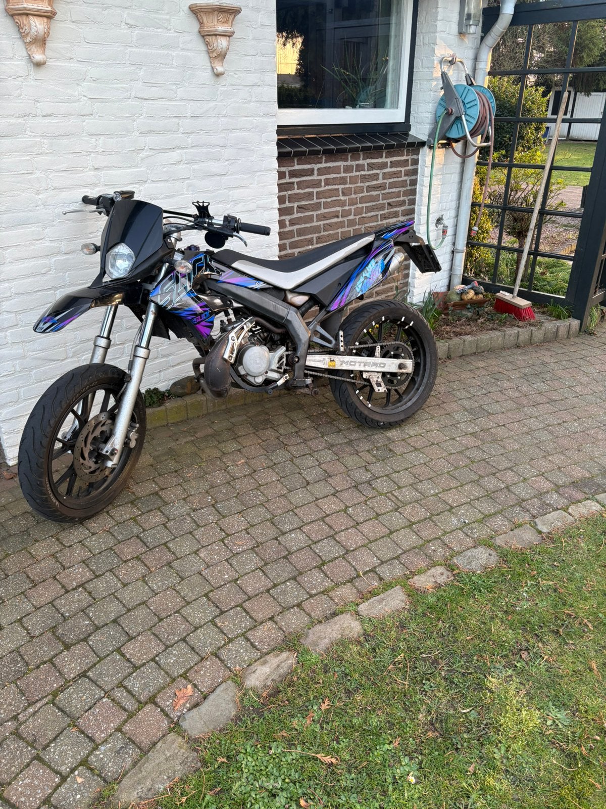 Derbi senda 2017, Fietsen en Brommers, Brommers | Derbi, Ophalen, 6 versnellingen, Gebruikt, Maximaal 45 km/u