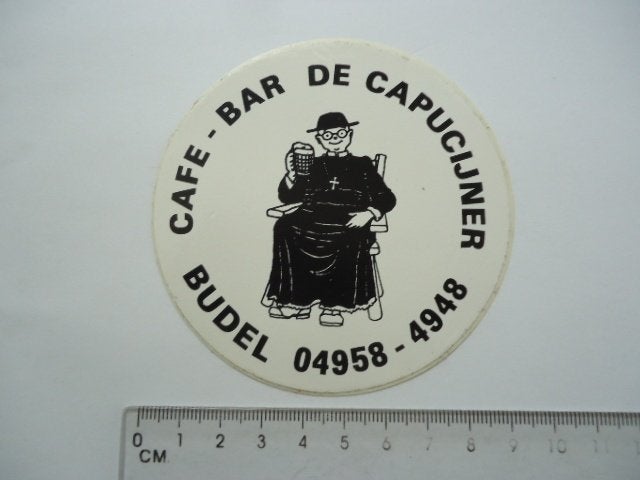 sticker oud Budel cafe bar dee CAPUCIJNER horeca retro, Verzenden, Zo goed als nieuw, Bedrijf of Vereniging