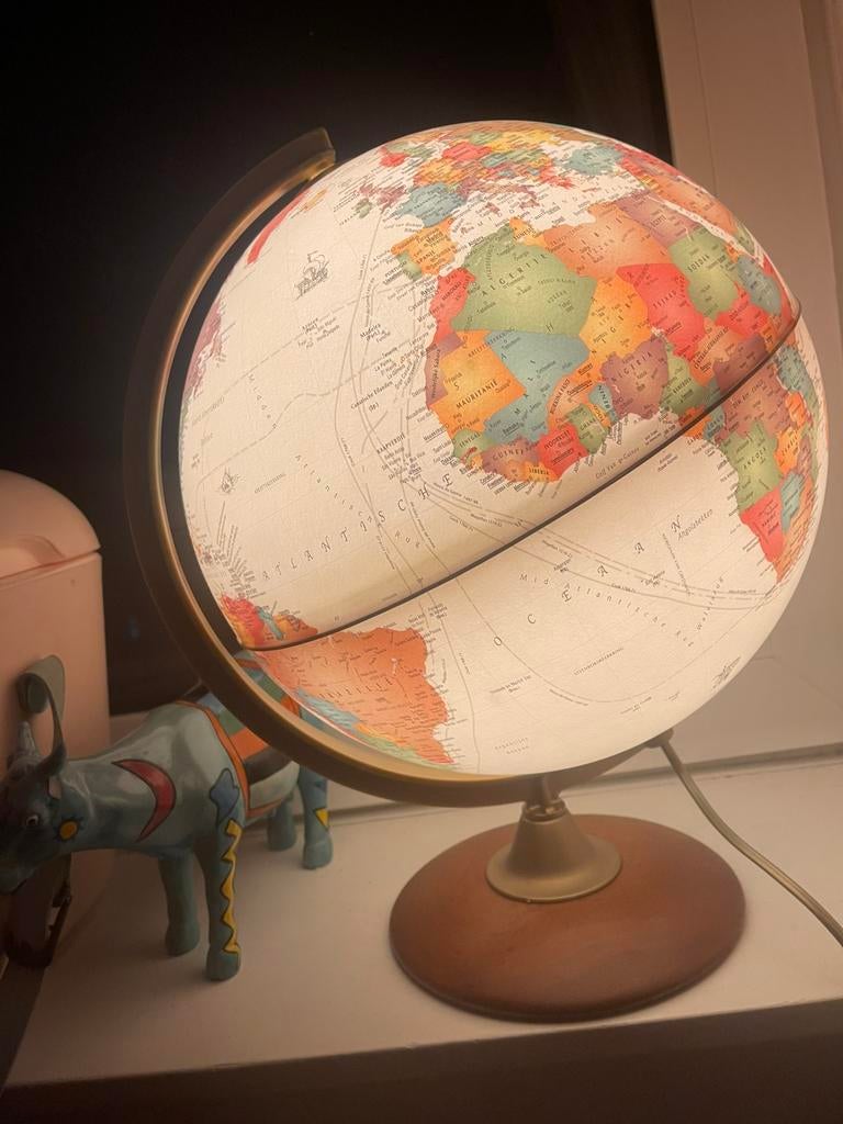 Globus/wereldbol met verlichting/lamp/retro, Ophalen, Zo goed als nieuw