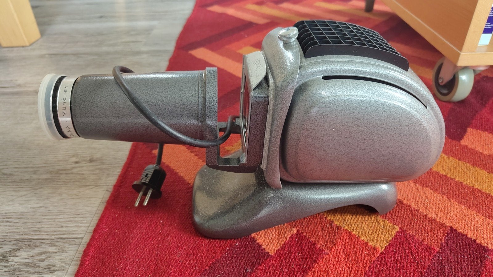 Vintage Plank Diaprojector - Werkend en Compleet, Audio, Tv en Foto, Diaprojectors, Ophalen, Gebruikt