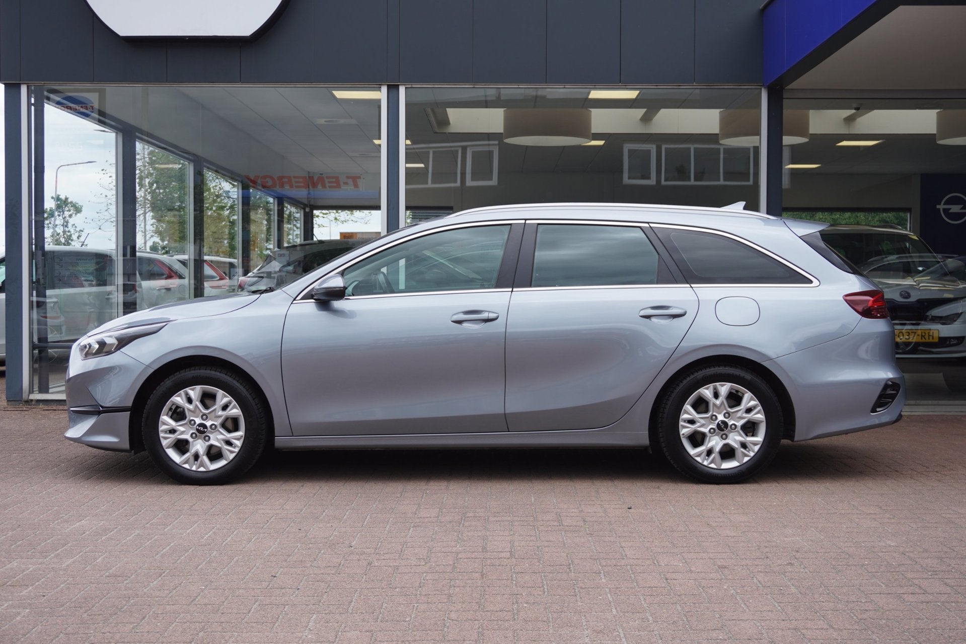 Kia Ceed Sportswagon 1.5 T-GDi DynamicLine | Navigatie | Air, Auto's, Kia, Dealer onderhouden, Stof, Gebruikt, Euro 6