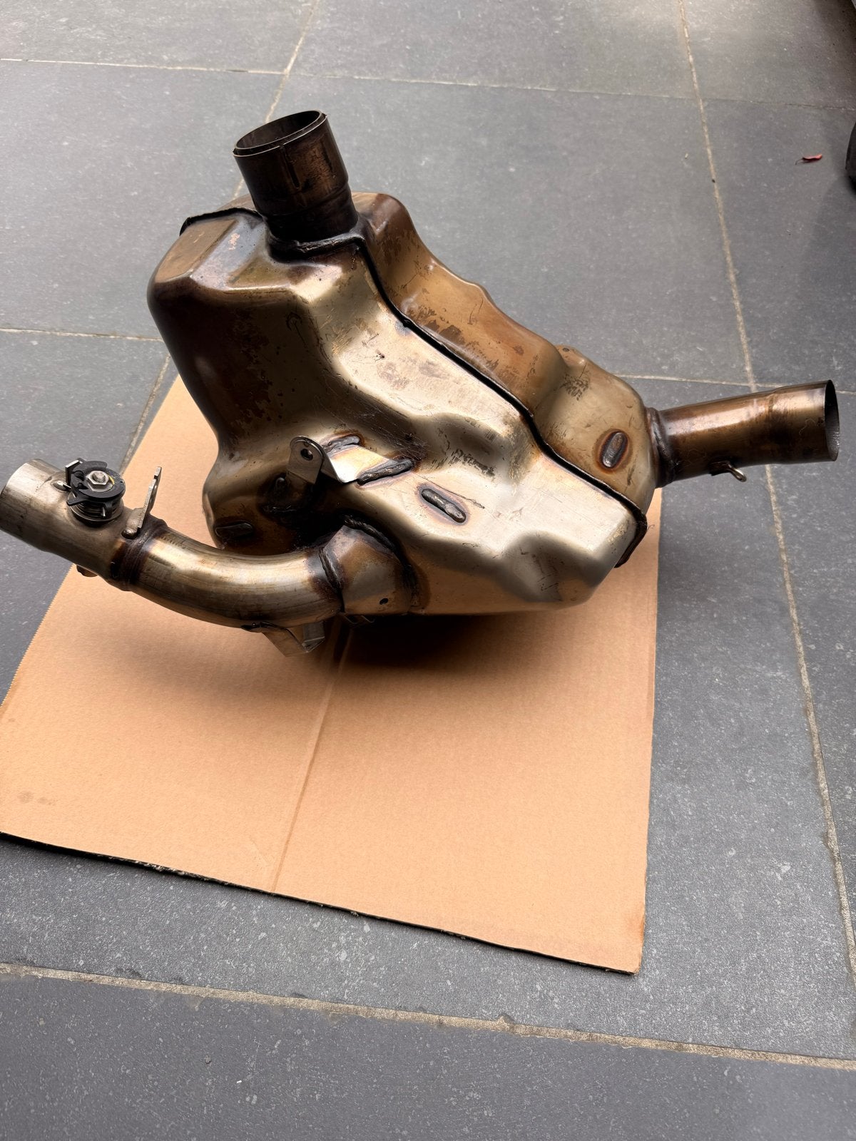 Katalysator Ducati Multistrada 950, Ophalen, Gebruikt