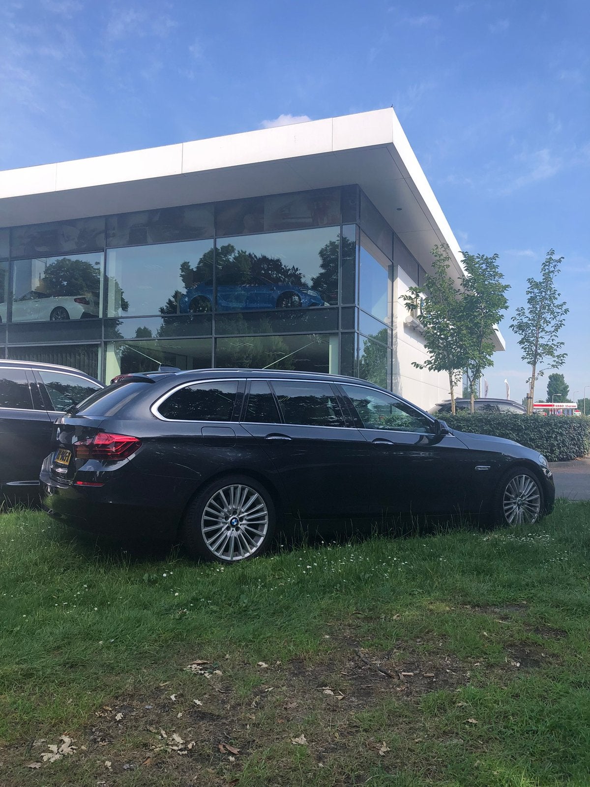 BMW 5-Serie 530d Xdrive 258pk Aut. 2015 Grijs, Auto's, Automaat, 2993 cc, 226 €/maand, Stationwagon