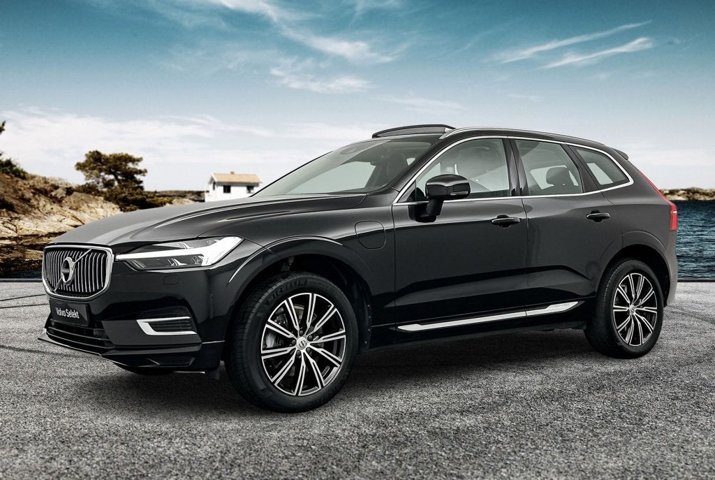 Volvo XC60 T6 340PK Recharge R-Design| Trekhaak| Pano| Camer, Dealer onderhouden, Gebruikt, 1969 cc, Bedrijf