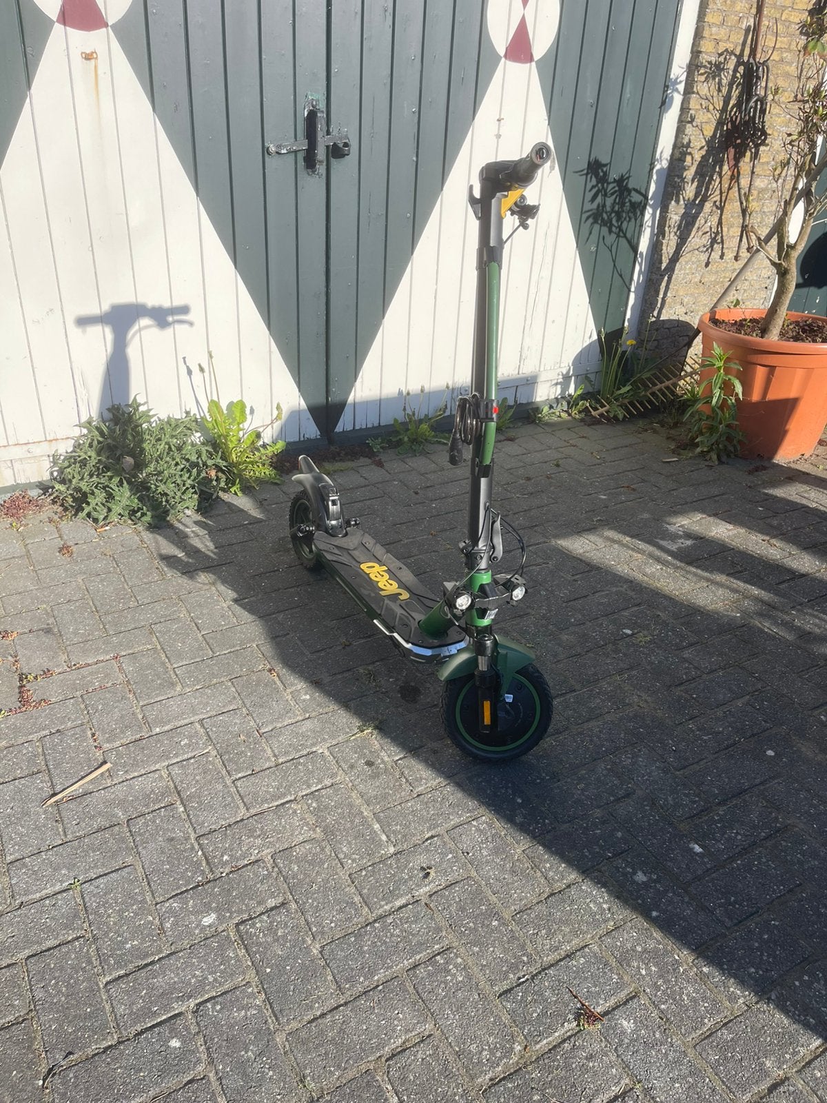Mooie jeep e-step, Ophalen, Gebruikt, Elektrische step (E-scooter)