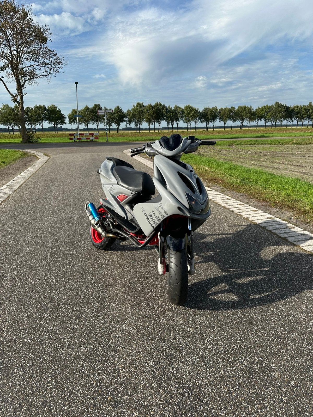 Yamaha Aerox 50cc stage 6 LEES BESCHIJVING!!!, Fietsen en Brommers, Ophalen, Gebruikt, Aerox, Benzine
