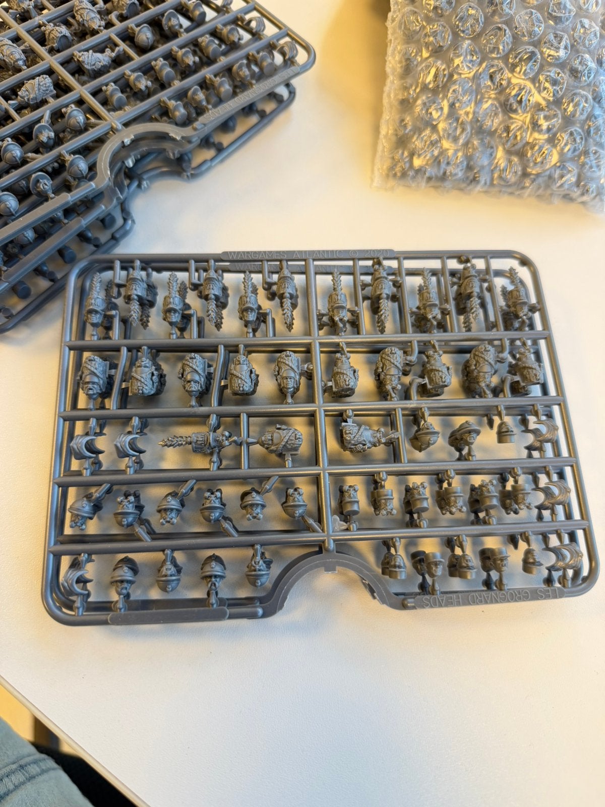 6x Wargames Atlantic Les Grognards Heads Sprue wargaming, Hobby en Vrije tijd, Wargaming, Nieuw, Ophalen of Verzenden, H, H