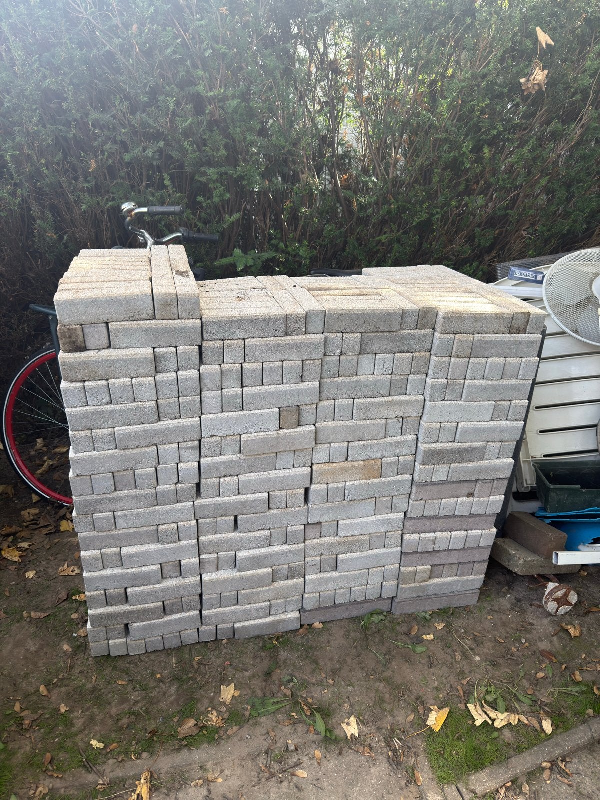 GRATIS OPHALEN! Terras stenen - Gebruikte betontegels, Ophalen, Gebruikt, 10 m² of meer, Beton