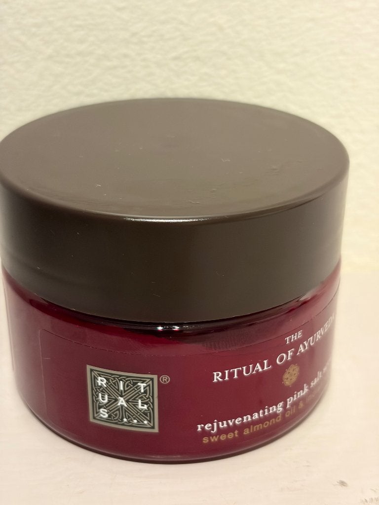 The Ritual of Ayurveda Rejuvenating Body Scrub van Rituals., Ophalen of Verzenden, Nieuw, Bad & Douche
