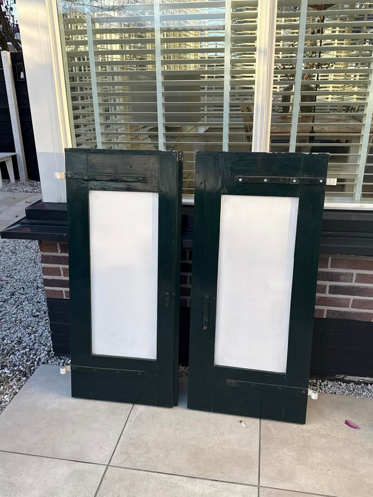 Houten raamluiken antiek   - set van 2, Doe-het-zelf en Verbouw, Glas en Ramen, Ophalen, Gebruikt, Minder dan 80 cm, 80 tot 120 cm