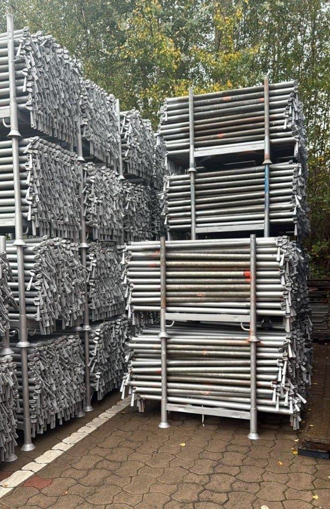 Gebrauchtes Layher Allround Gerüst **55-65% Rabatt**, Ophalen of Verzenden, Gebruikt, Rolsteiger of Kamersteiger, 5 meter of hoger