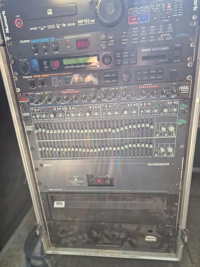 Roland SDE-330, Yamaha SPX990, Alesis Midiverb 3, Ophalen of Verzenden
