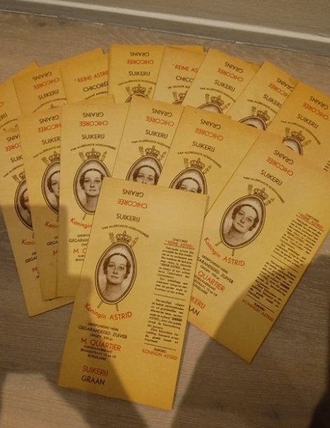 15 stuks Ongevouwen verpakking koningin astrid suikerij, Verzamelen, Ophalen of Verzenden