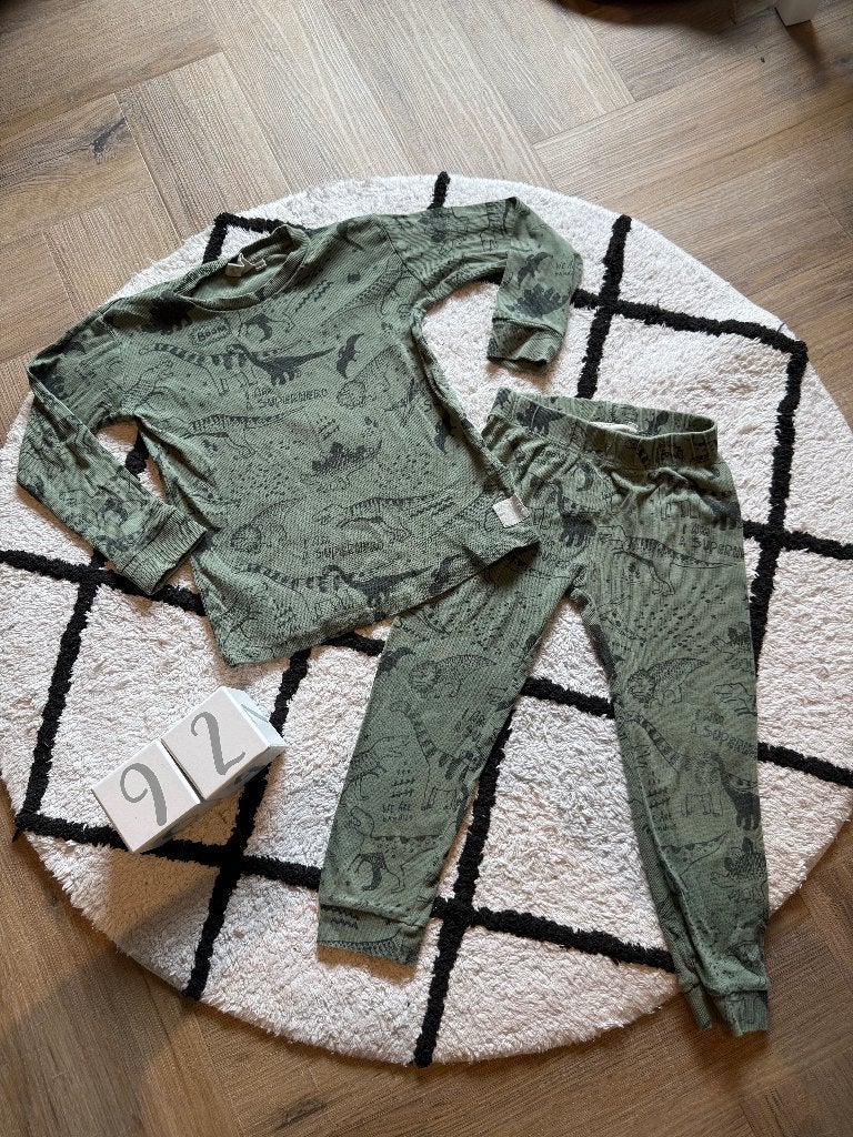Veel gebruikte dino pyjama Feetje dinosaurus 92 broek trui, Kinderen en Baby's, Nacht- of Onderkleding, Gebruikt, Jongen of Meisje