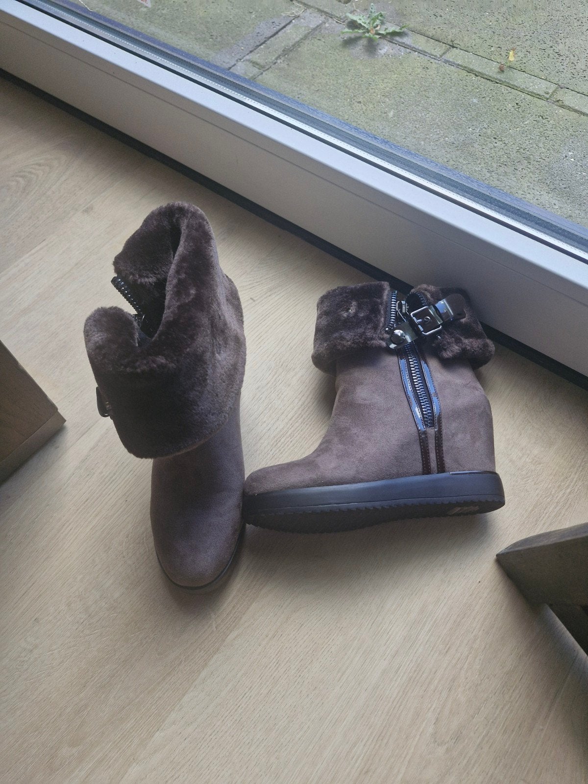 Laura Biagiotti enkellaarsjes met bont, Kleding | Dames, Schoenen, Ophalen of Verzenden