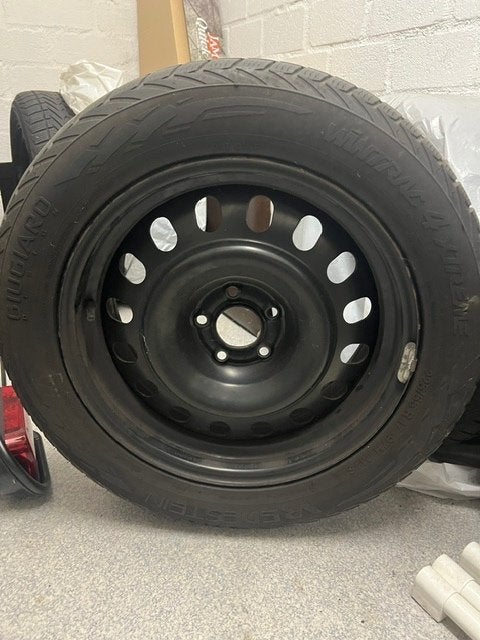 Complete winterset 17" stalen velgen, Ophalen, Gebruikt, Velg(en), 17 inch