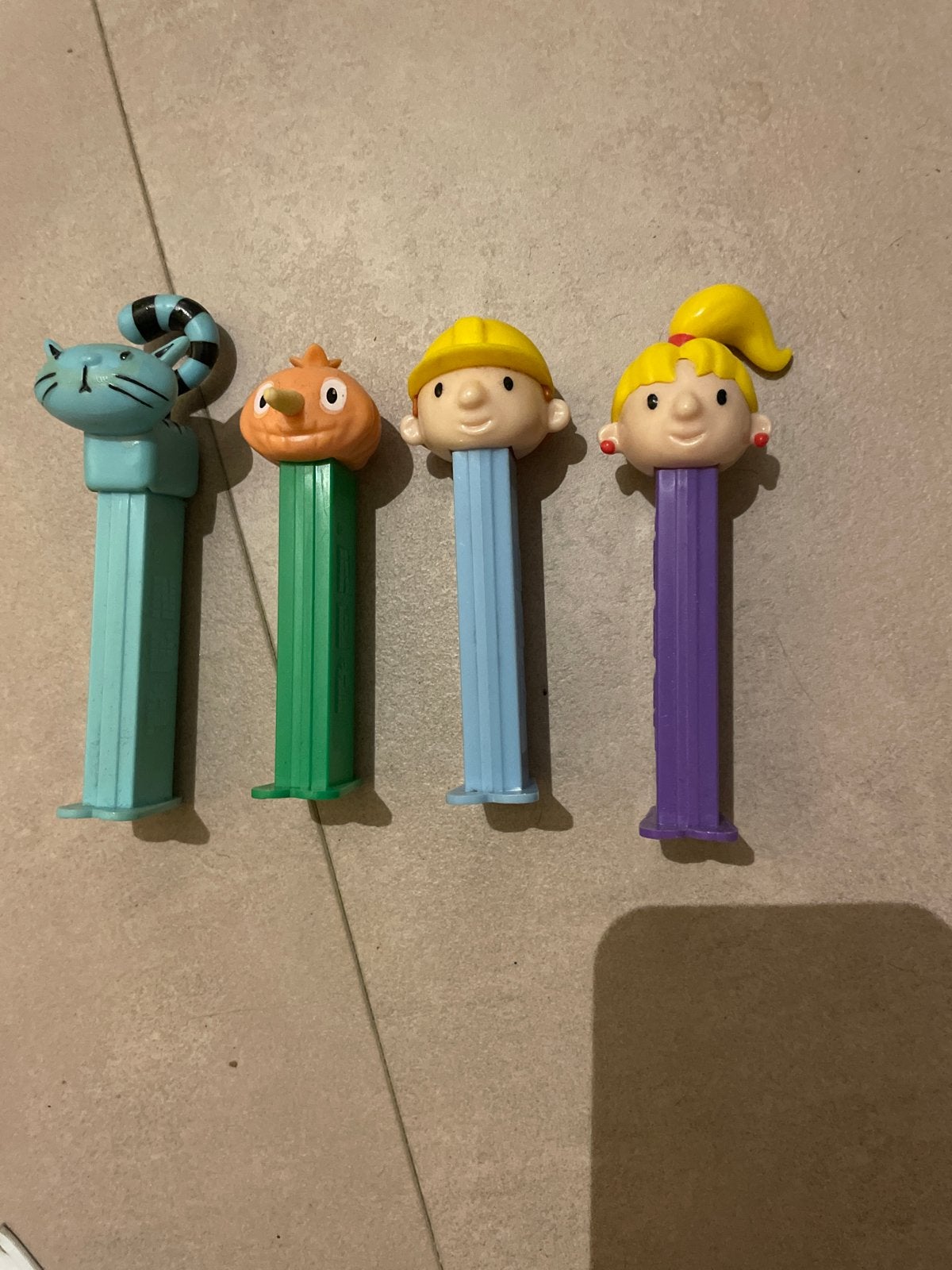 Pez dispensers: Bob de Bouwer, Wendy, pompoen, kat, Ophalen, Gebruikt