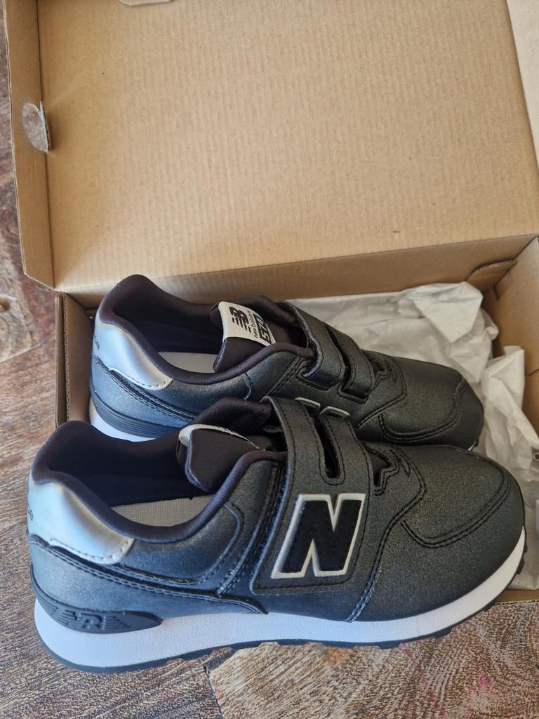 New Balance maat 34,5, Kinderen en Baby's, Kinderkleding | Schoenen en Sokken, Ophalen of Verzenden, Nieuw, Jongen of Meisje, Schoenen