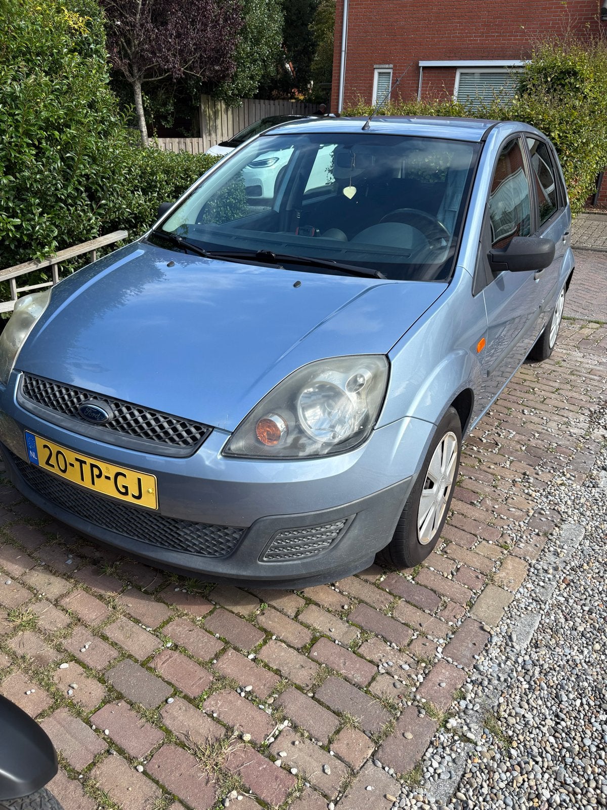 Ford Fiësta 1.3 8V 5DR 2006 Blauw, Auto's, 1299 cc, 40 €/maand, 4 cilinders, Blauw